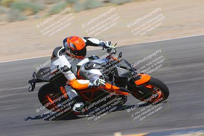 media/Sep-25-2023-Moto Forza (Mon) [[81ffa65e0a]]/B-C Group/Session 4 (Turn 10 Inside)/